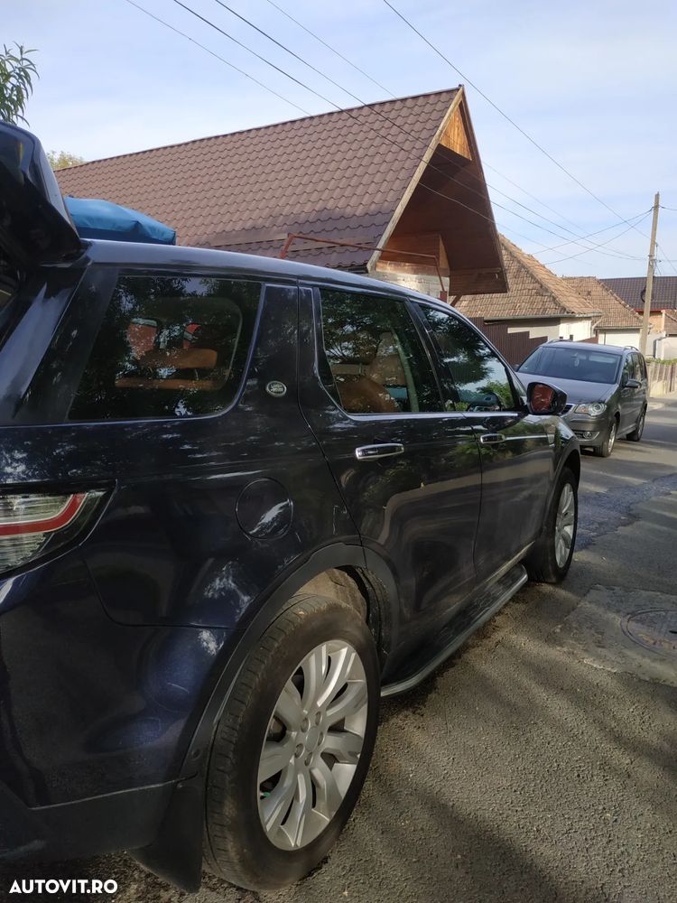 Land Rover Discovery Sport 2.0 l TD4 HSE Luxury Aut. - 25