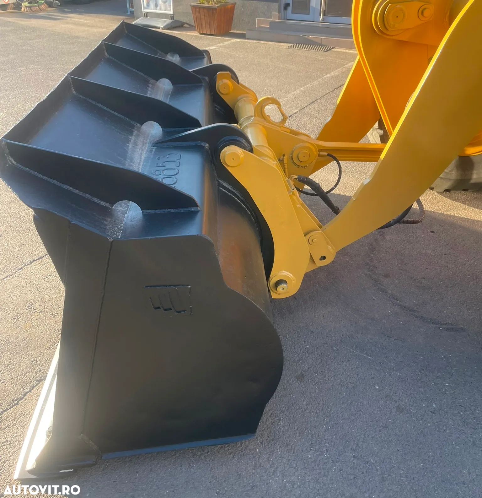 Caterpillar 914G - 16