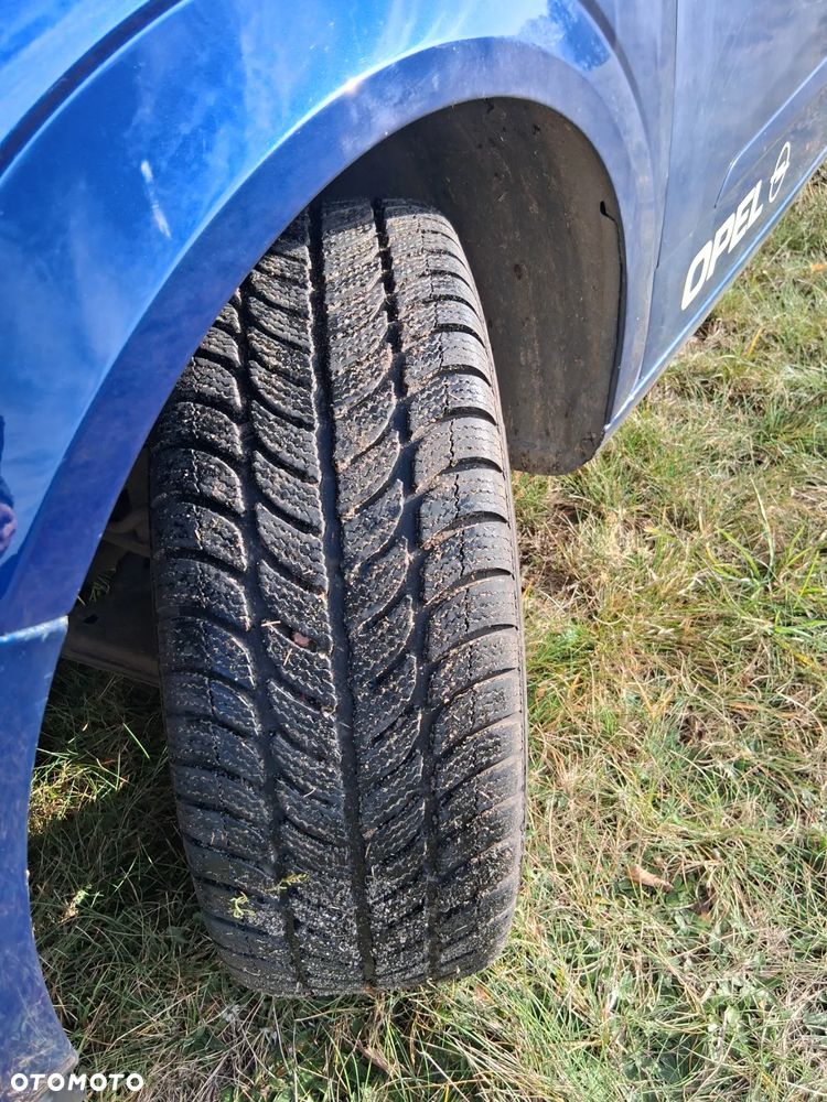 Opel Astra 1.6 Easytronic Cosmo - 3