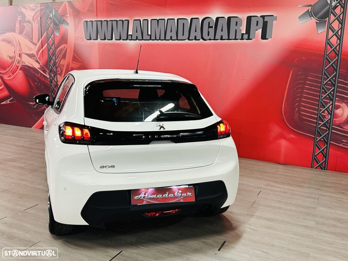 Peugeot 208 1.2 PureTech Active Pack - 4