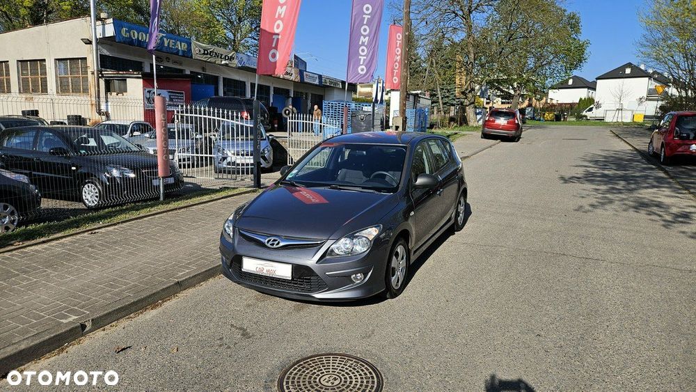 Hyundai i30 1.6 CRDi FIFA WM Edition - 17