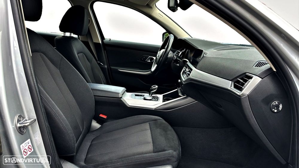 BMW 330 e Auto - 10