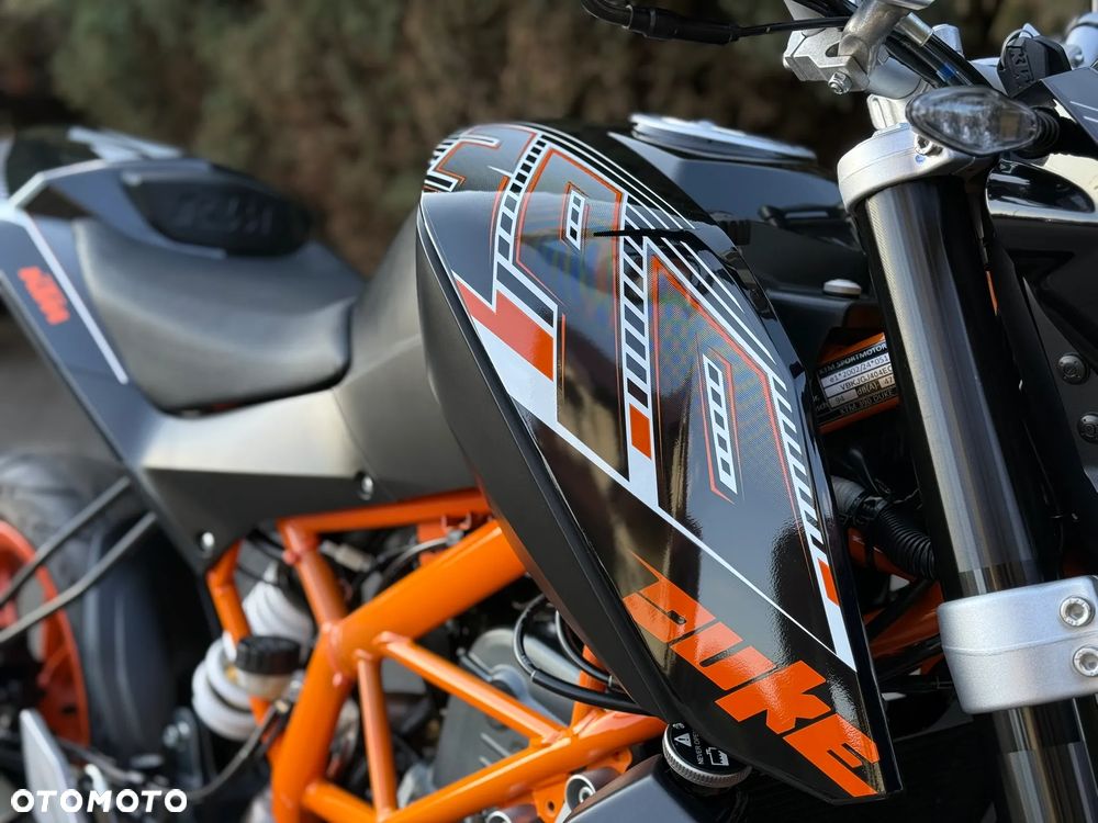 KTM Duke - 17
