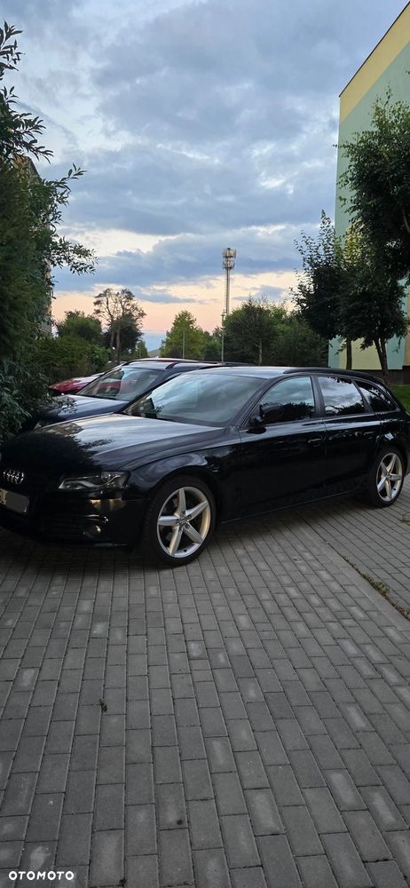 Audi A4 Avant 2.0 TDI - 13