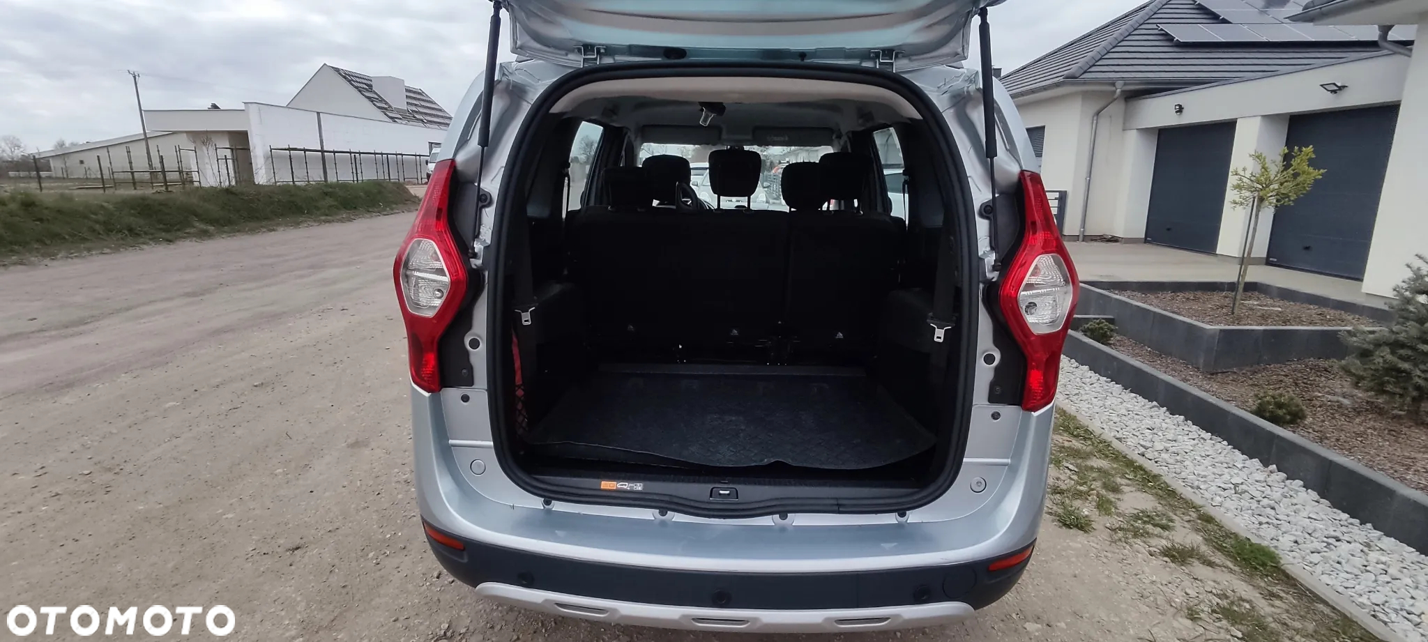 Dacia Lodgy 1.5 Blue dCi Stepway S&S - 5