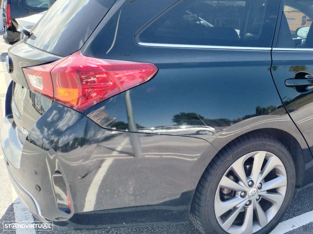 Toyota Auris Touring Sports 1.8 HSD Exclusive+Navi - 10