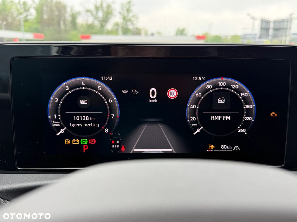 Volkswagen T-Roc 1.5 eTSI Life DSG - 22