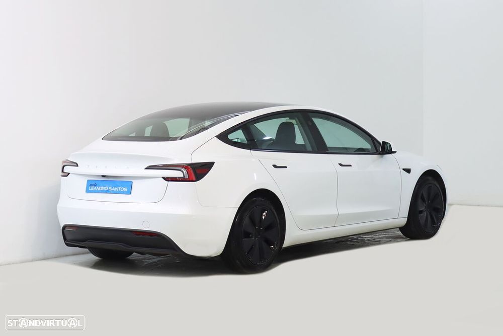 Tesla Model 3 Tração Traseira - 3