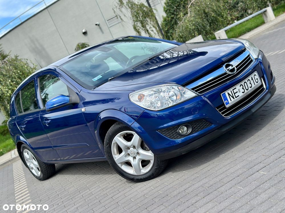 Opel Astra 1.6 NAVI - 1