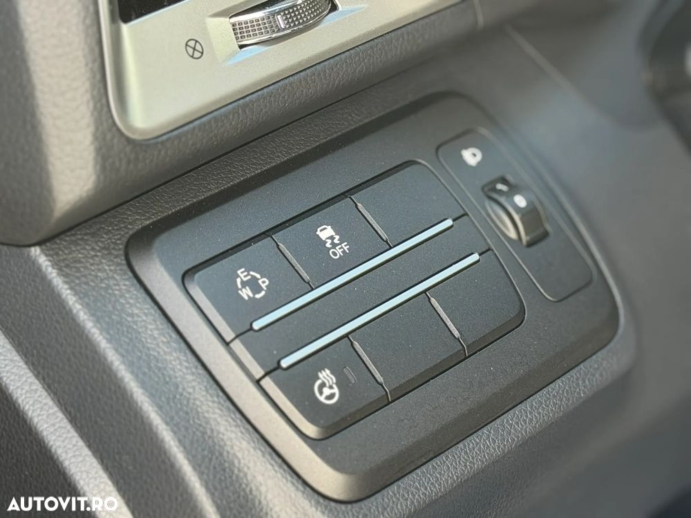 SsangYong Tivoli - 37