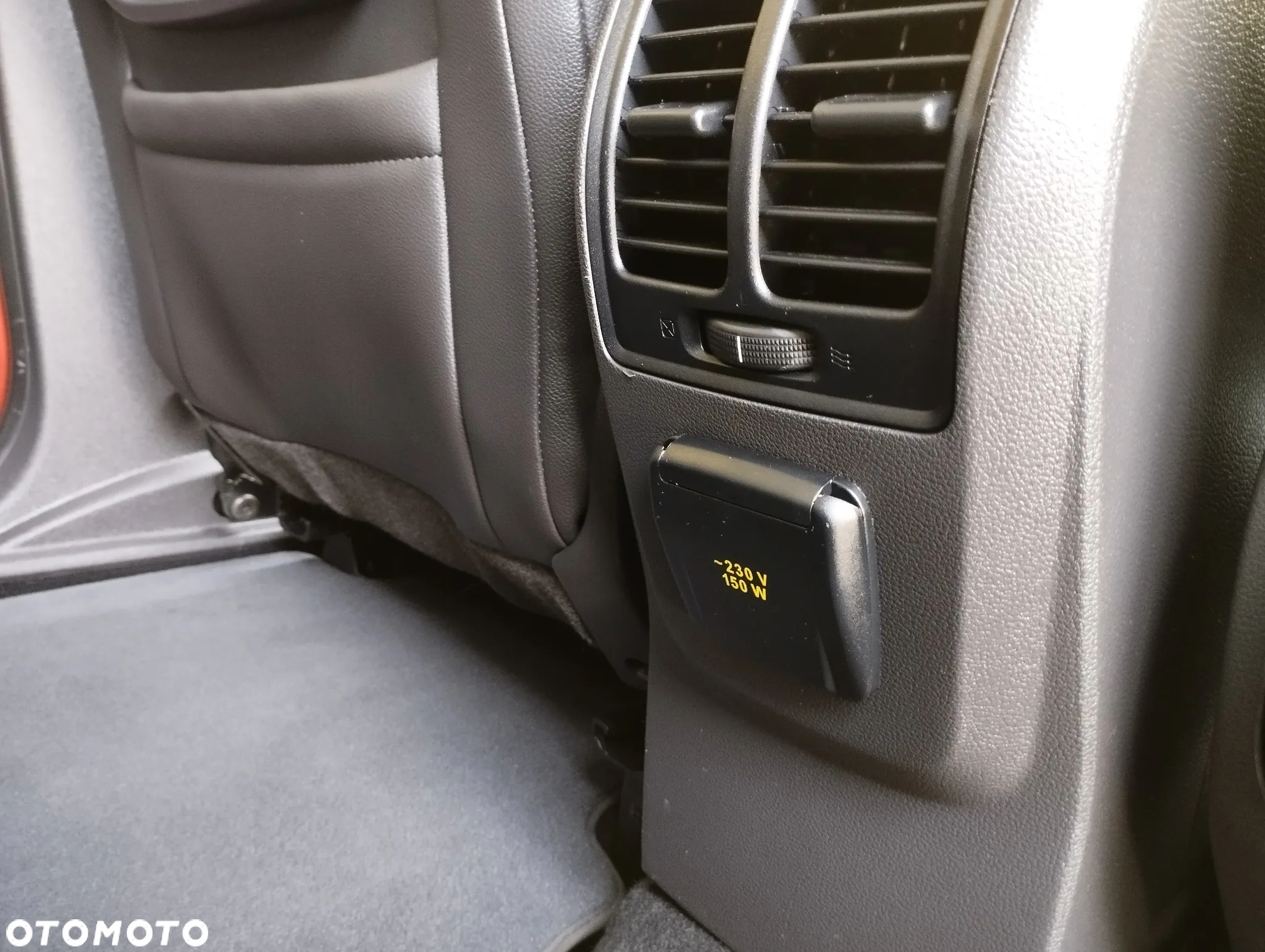 Ford Grand C-MAX 1.5 EcoBoost Start-Stopp-System Titanium - 23