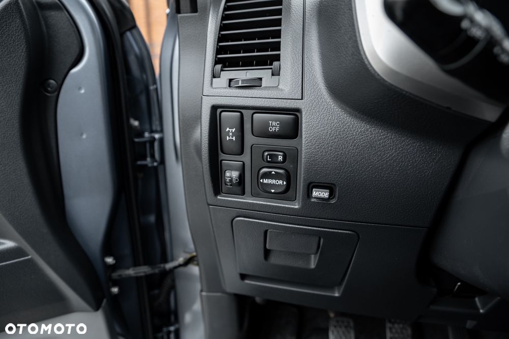 Daihatsu Terios 4WD Top S 100th Anniversary - 28