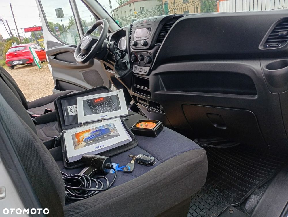 Iveco Daily 35S14 - 14
