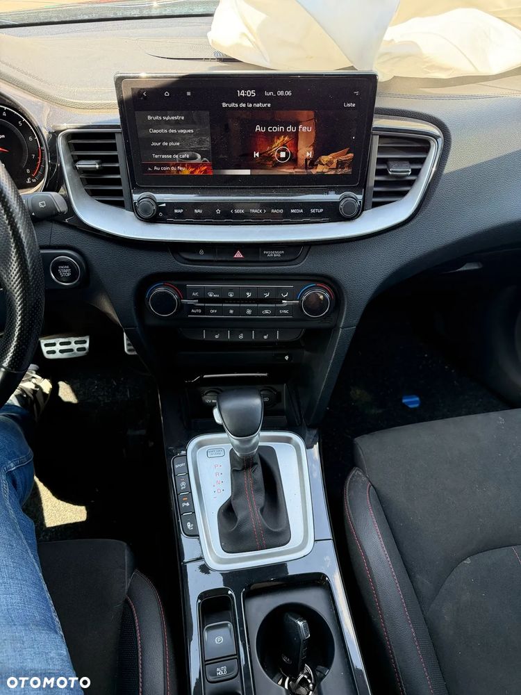 Kia ProCeed 1.6 T-GDI GT DCT - 11
