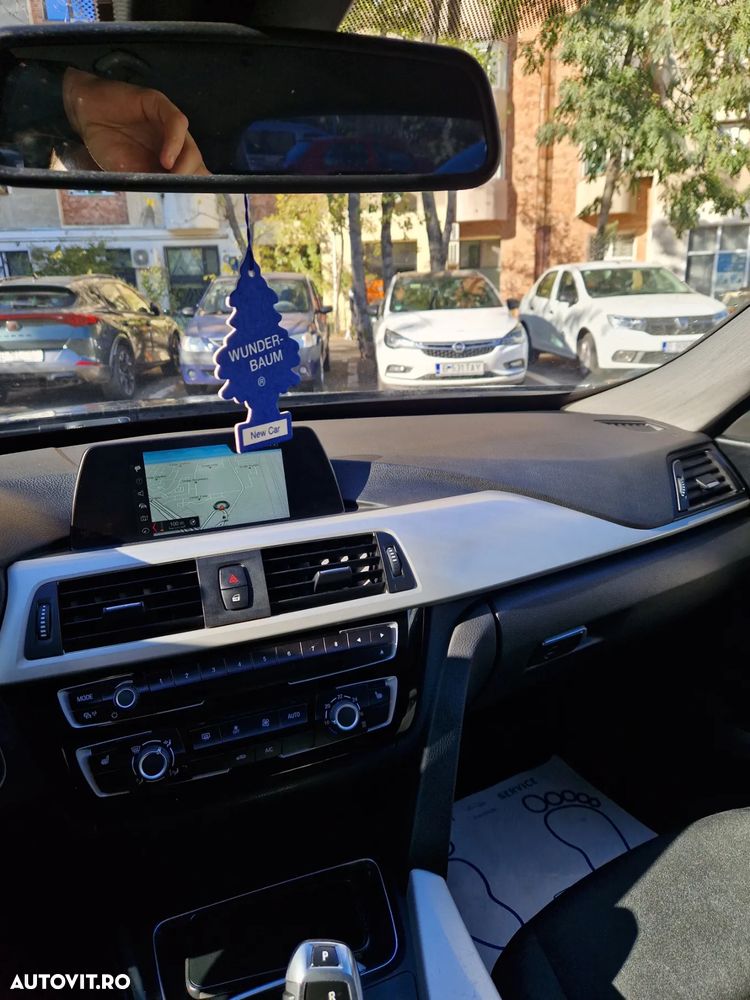 BMW Seria 3 320d Aut. xDrive - 8