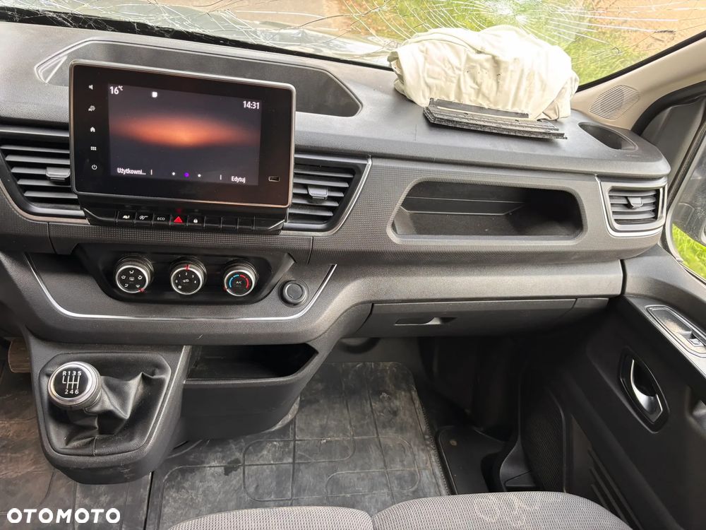 Nissan Primastar 2023