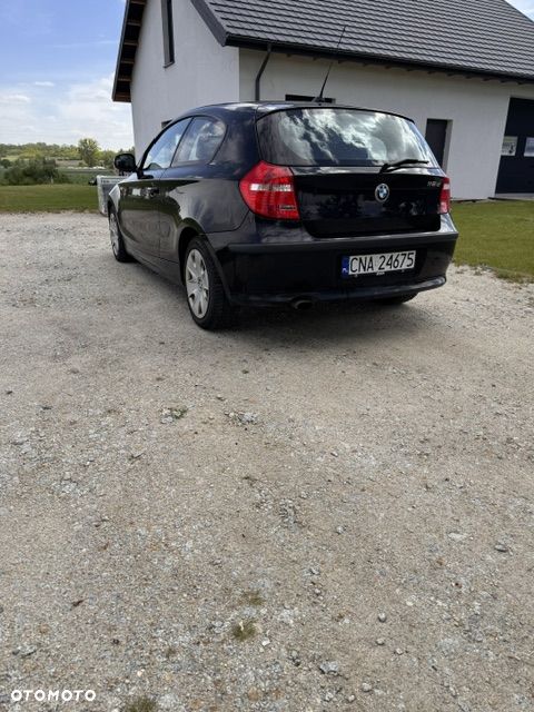 BMW Seria 1 116d DPF - 3