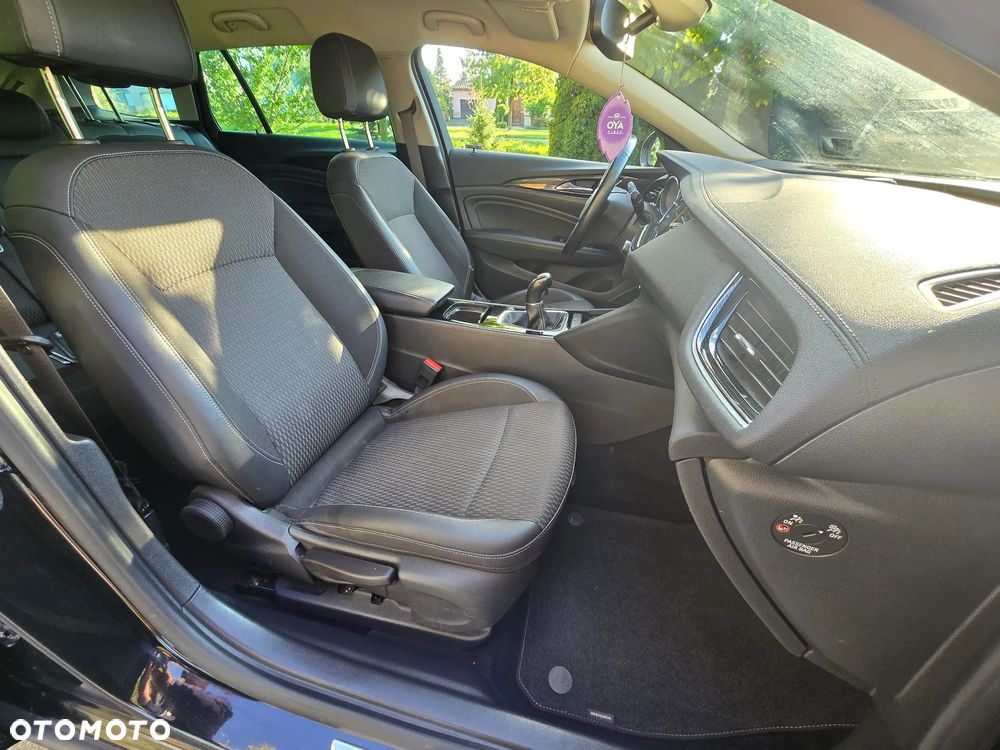 Opel Insignia Grand Sport 1.6 ECOTEC Diesel Innovation - 24