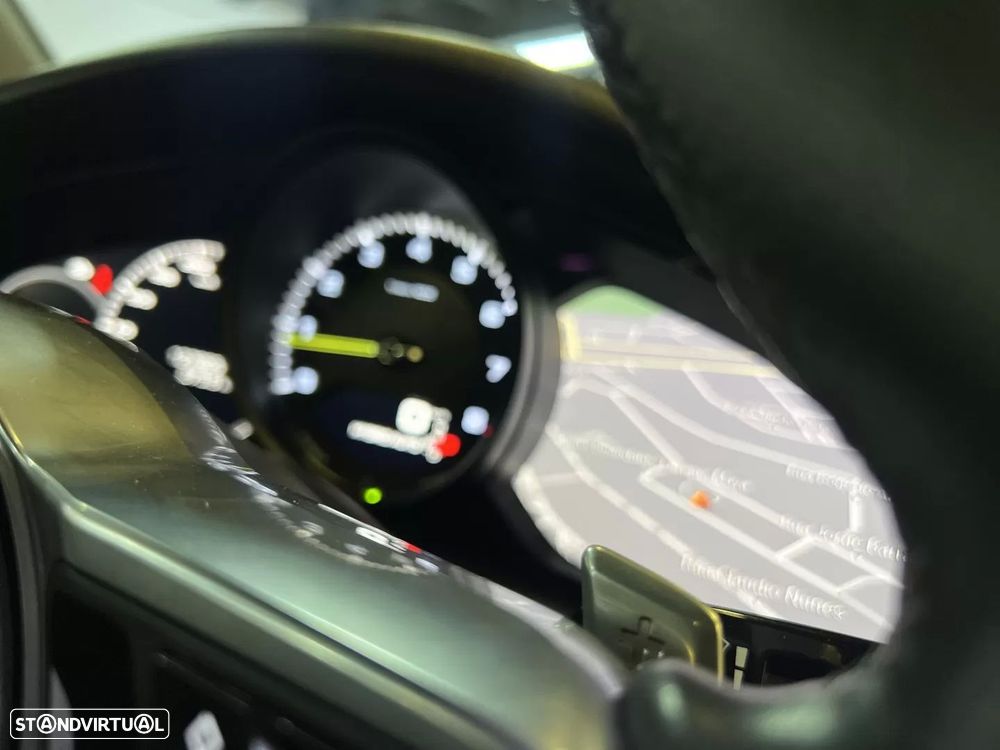 Porsche Panamera Sport Turismo 4 E-Hybrid - 46