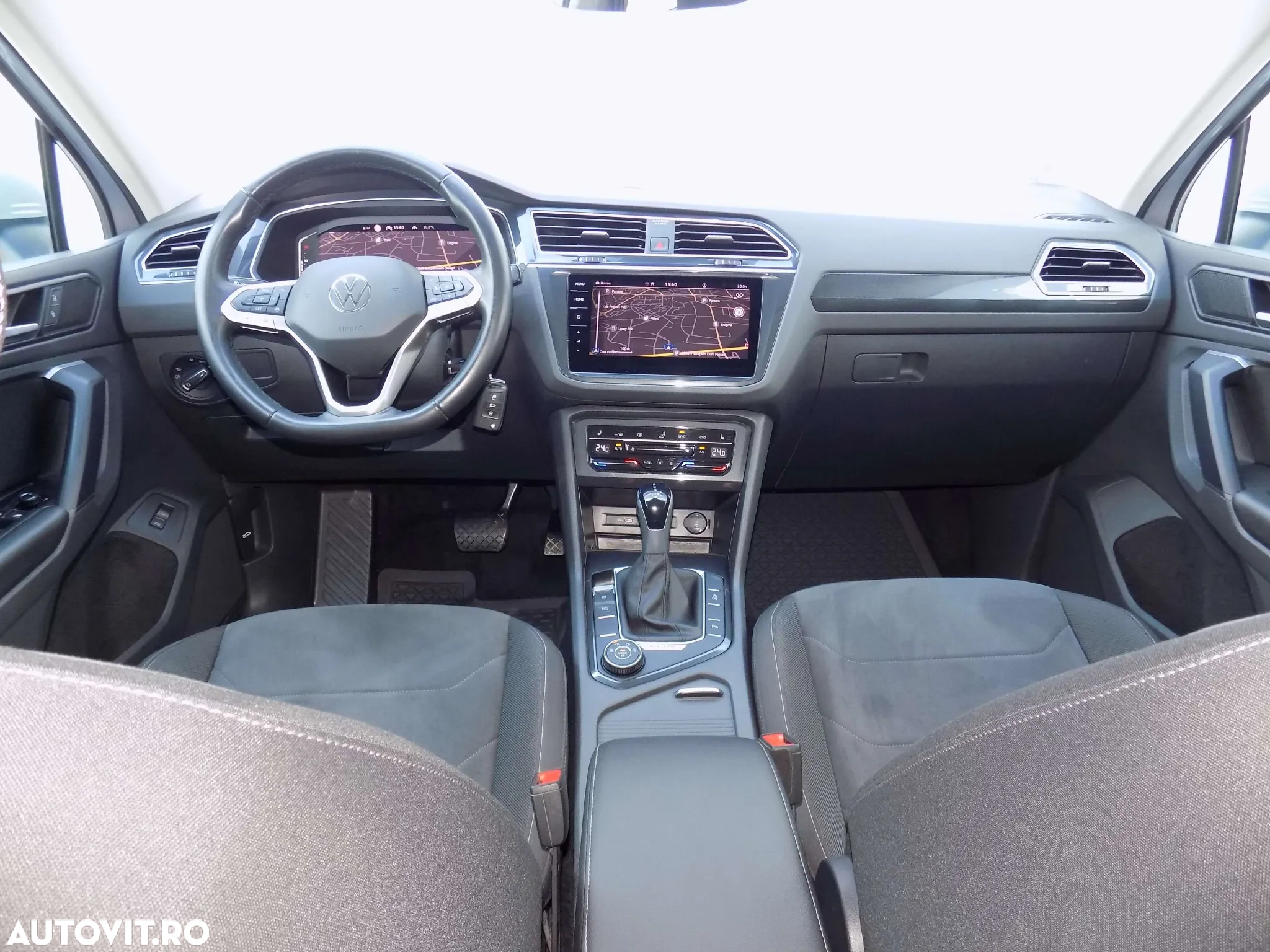 Volkswagen Tiguan 2.0 TDI SCR DSG 4Motion Elegance - 9