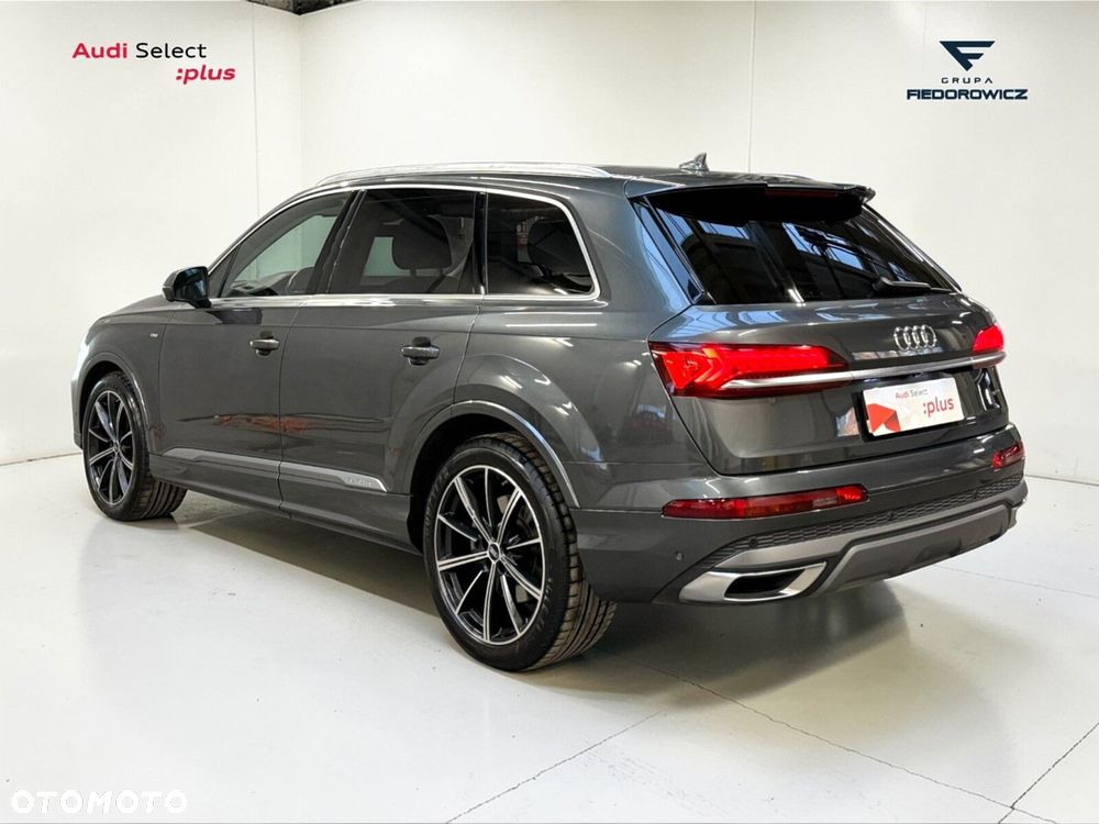 Audi Q7 - 7