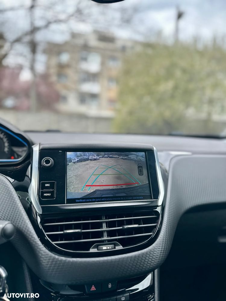 Peugeot 2008 - 17