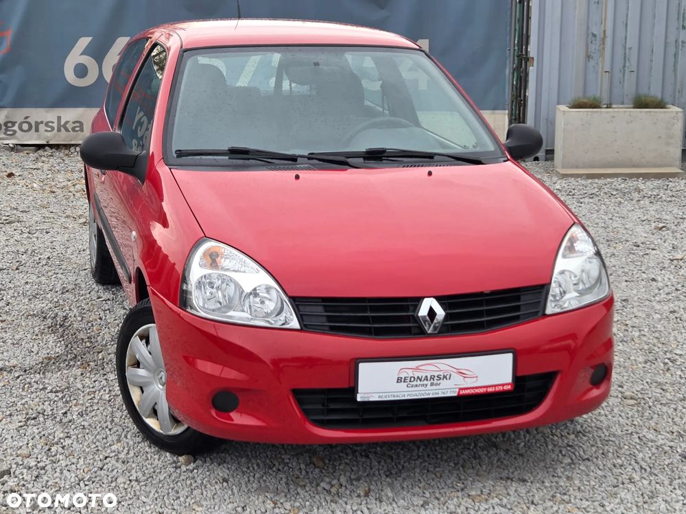 Renault Clio 1.2 16V 75 Expression - 11