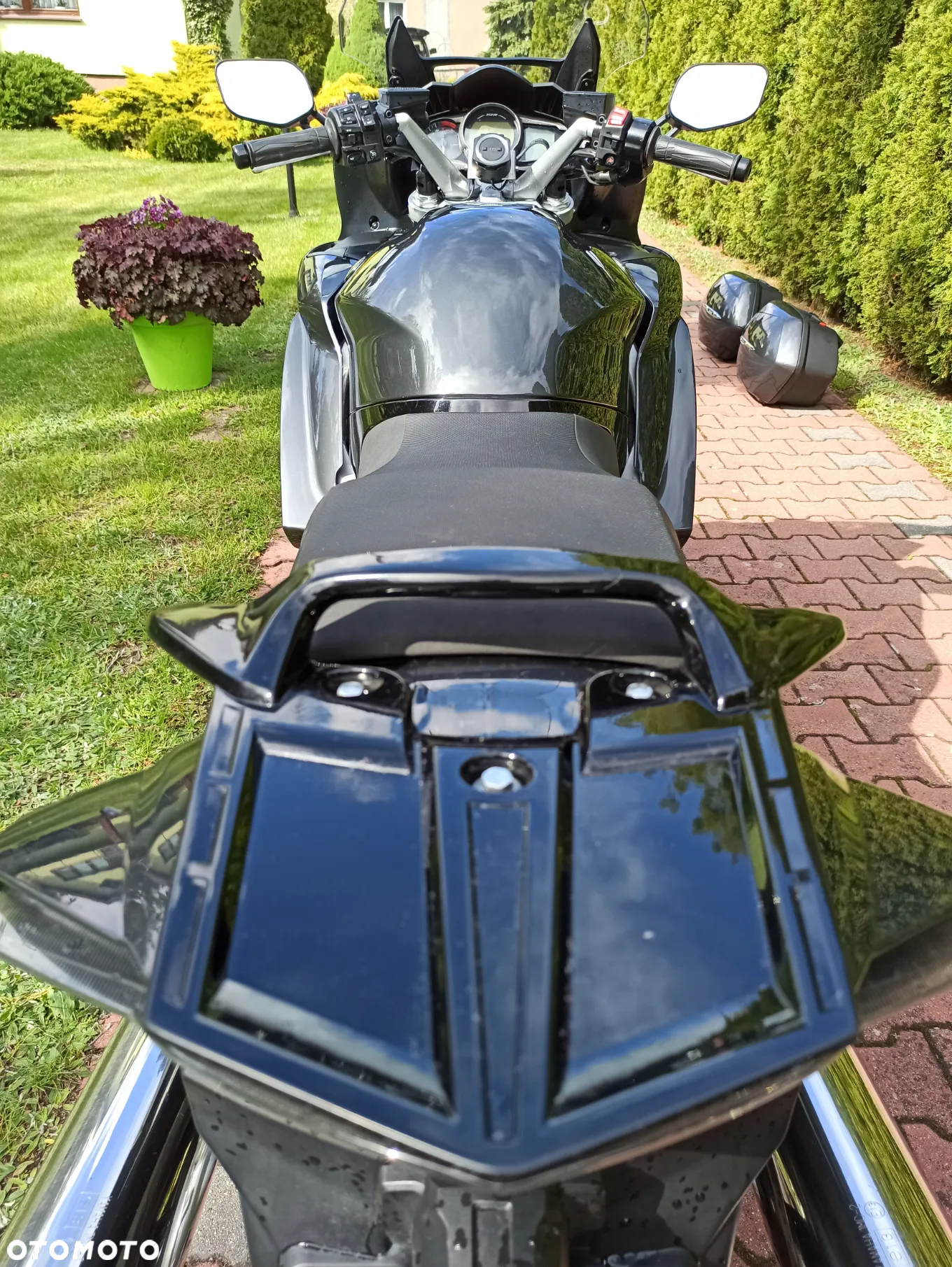 Yamaha FJR - 27