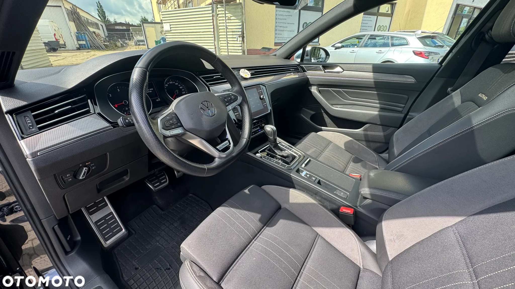 Volkswagen Passat 2.0 TDI 4Mot Elegance DSG - 16