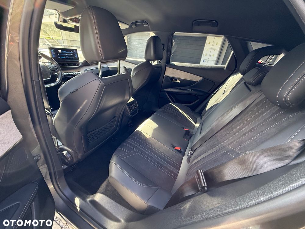 Peugeot 3008 1.5 BlueHDi GT S&S EAT8 - 10