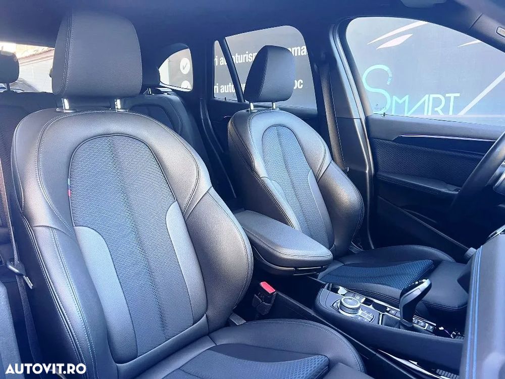 BMW X1 xDrive20i AT - 16