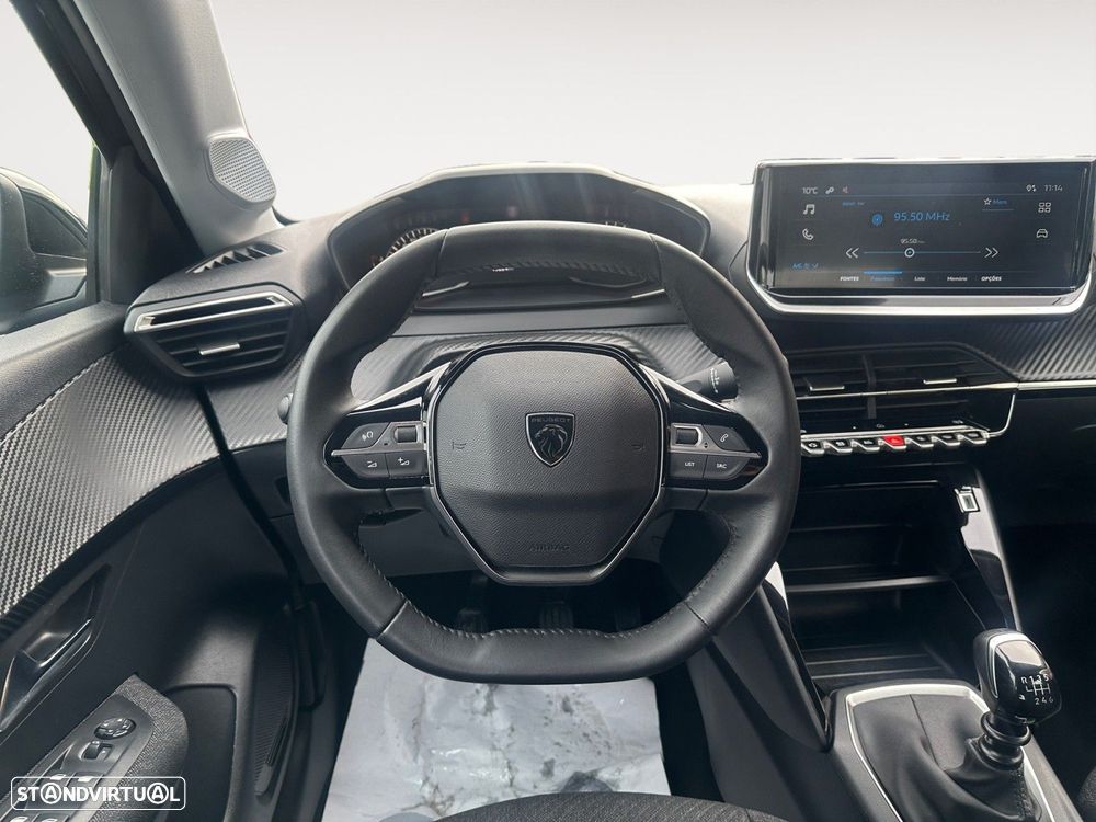 Peugeot 208 1.2 PureTech Style - 12