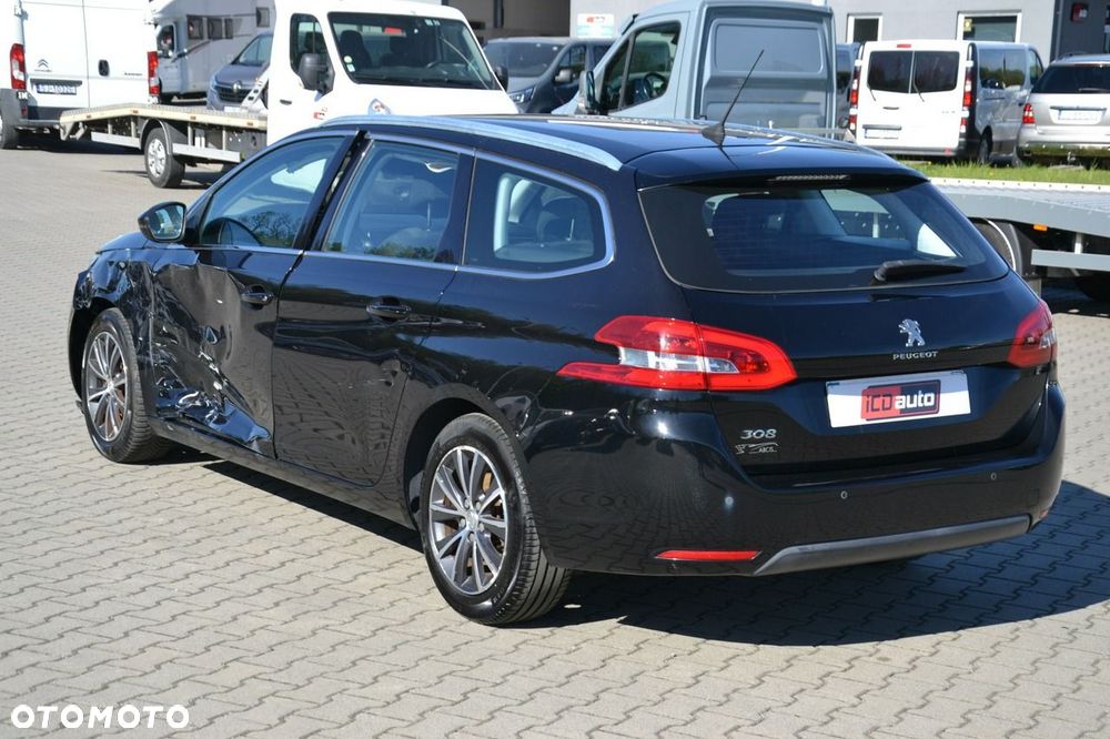 Peugeot 308 - 5