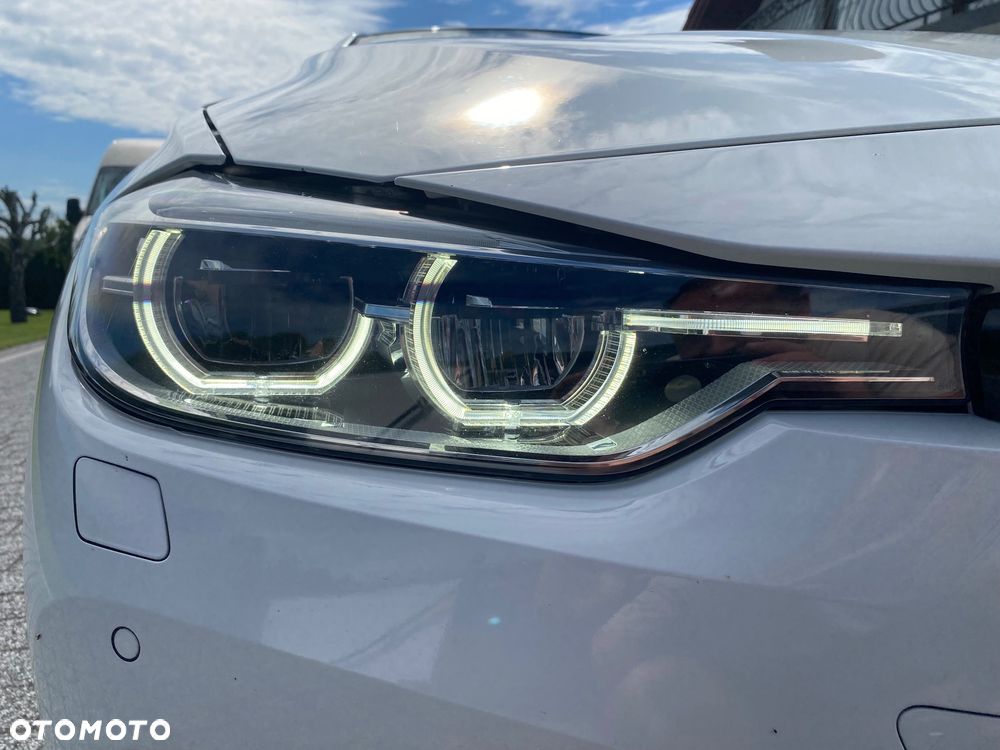 BMW Seria 3 318i - 16