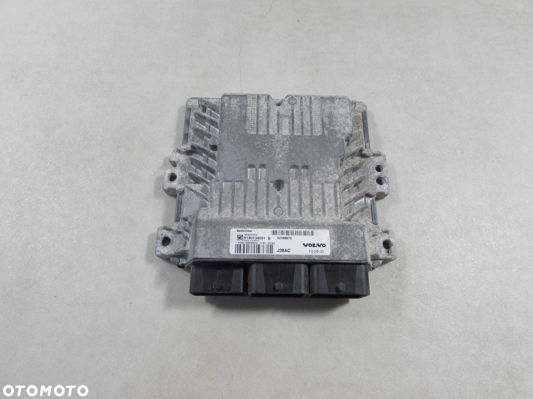 VOLVO C30 S40 V50 1.6 D2 KOMPUTER STEROWNIK SILNIKA 30788975 S180124601 S180134001B - 1