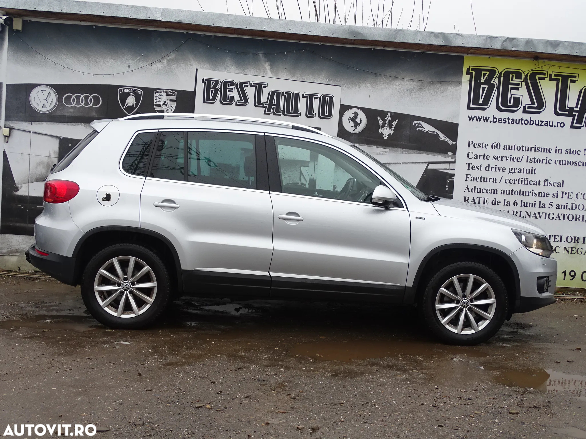 Volkswagen Tiguan 2.0 TDI SCR 4MOTION BlueMotion Technology Lounge Sport & Style - 4