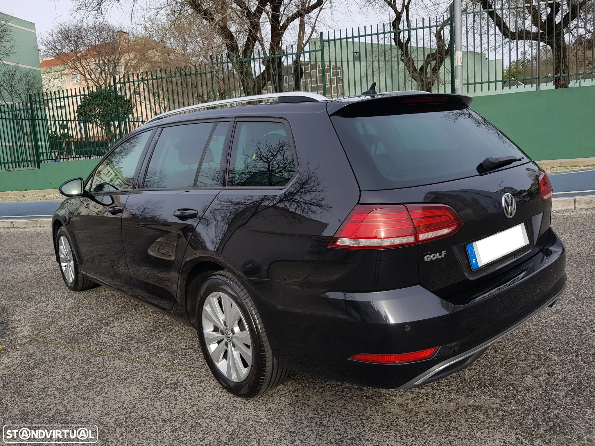 VW Golf Variant 1.6 TDi Confortline - 5