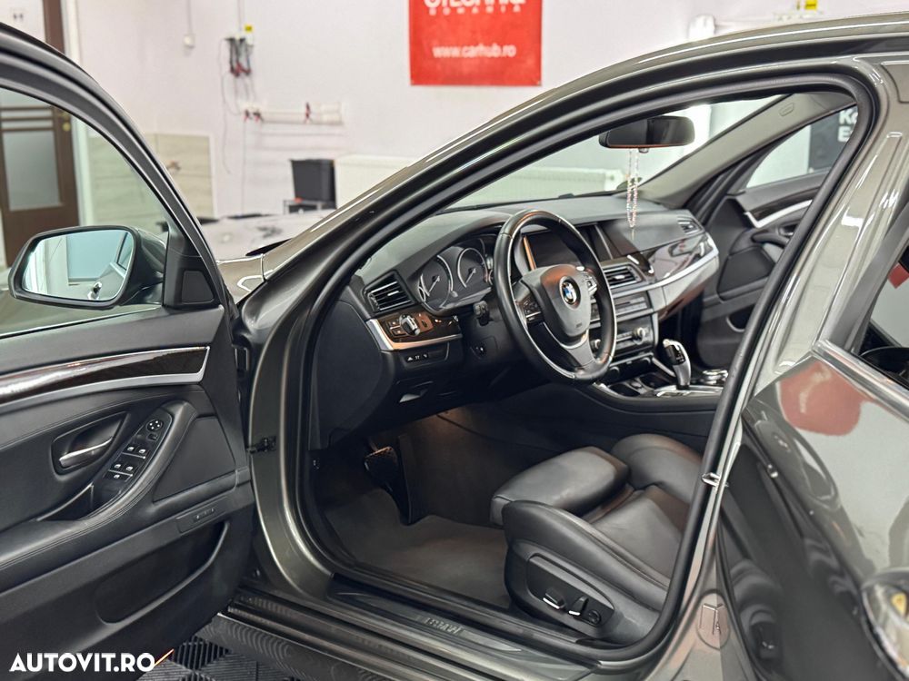 BMW Seria 5 525d Sport-Aut. Luxury Line - 17