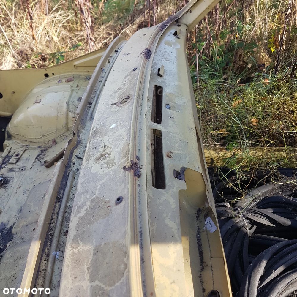 błotnik poszycie pas przedni podszybie okular podłoga nadkole słupek buda karoseria ćwiartka fiat 126p maluch fl st - 33