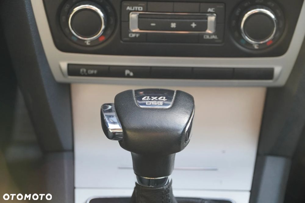 Skoda Octavia Scout 2.0 TDI DPF DSG - 13