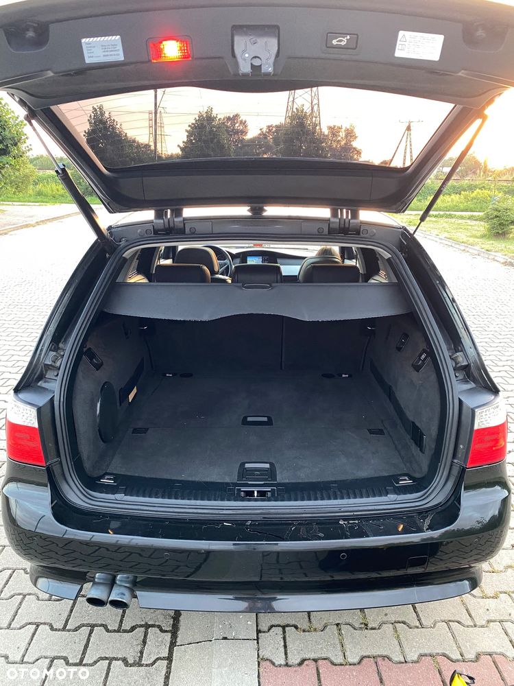 BMW Seria 5 525d Edition Exclusive - 25