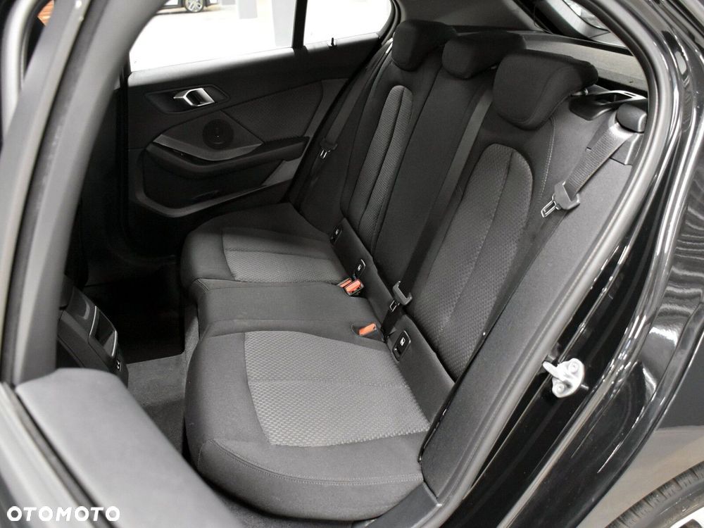 BMW Seria 1 - 11