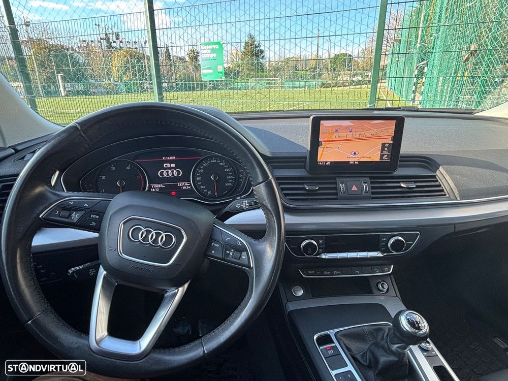 Audi Q5 2.0 TDI Advance - 5