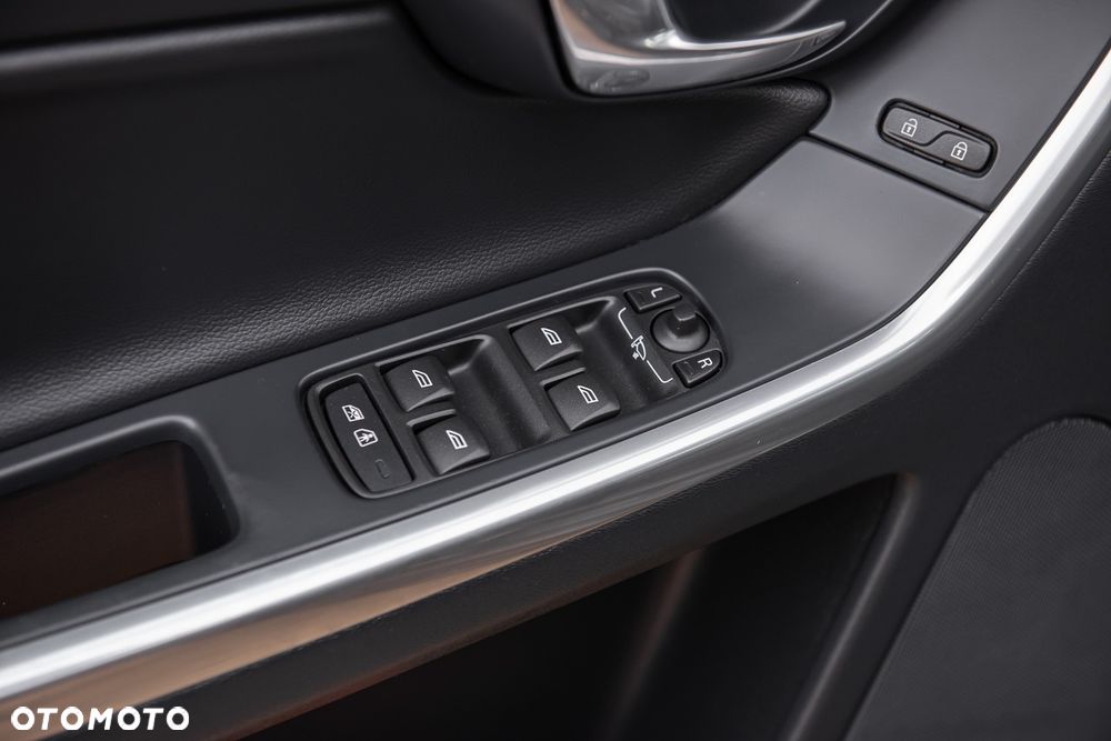 Volvo XC 60 - 17