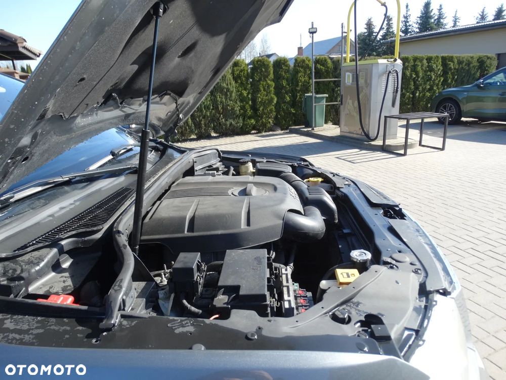 Jeep Grand Cherokee - 26