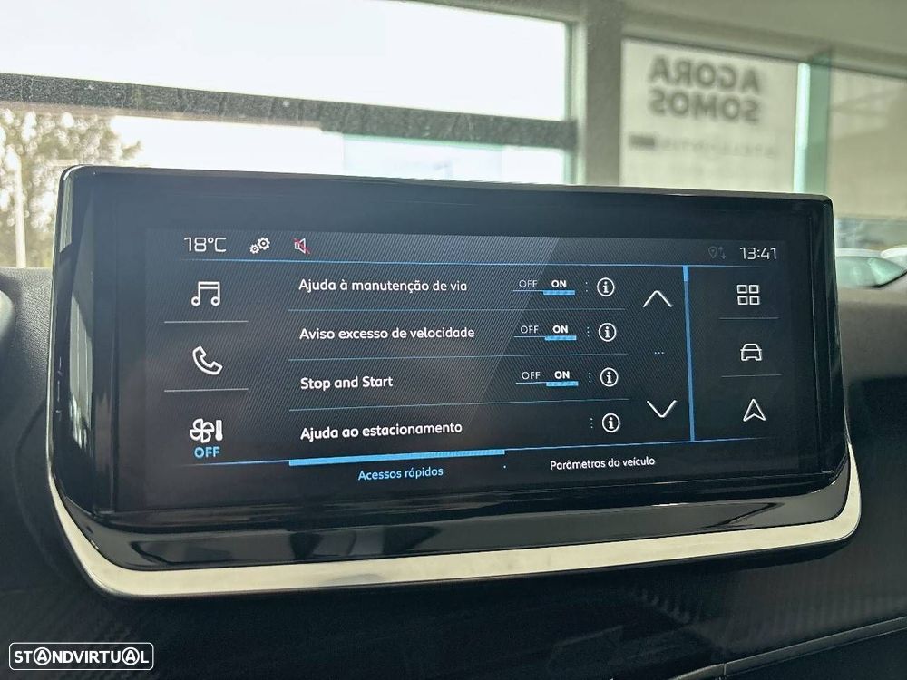 Peugeot 2008 1.2 PureTech Style - 15