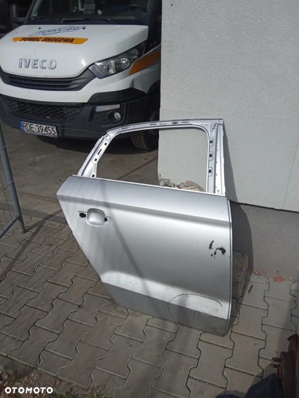 Audi a3 8v sdn drzwi tył prawe