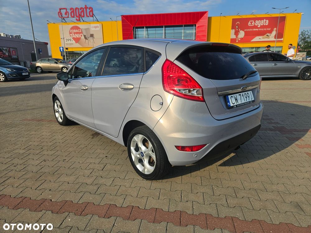 Ford Fiesta 1.4 Ghia EU5 - 4