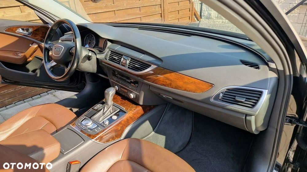 Audi A6 Avant 2.0 TDI Ultra S tronic - 32