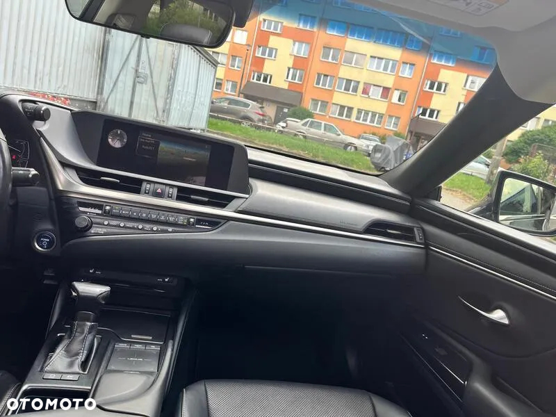 Lexus ES - 23